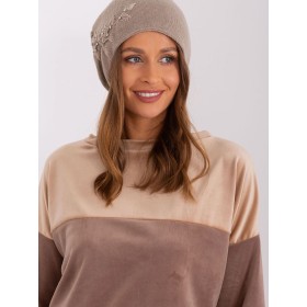 Bonnet model 189924 AT