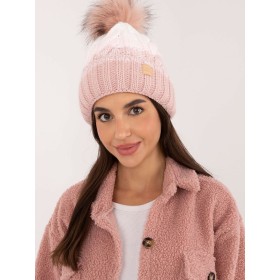 Bonnet model 201415 Rue Paris