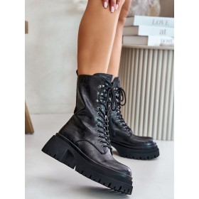 Bootie model 201760 Step in style