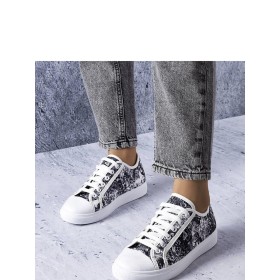 Baskets model 207966 Solea