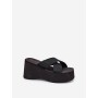 Clacquettes model 210169 Step in style