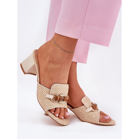 Clacquettes model 210778 Step in style