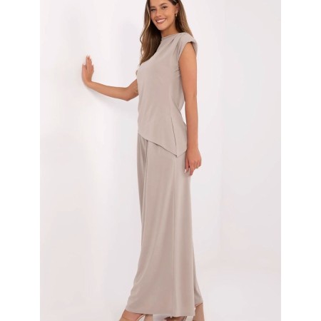L`ensemble model 211277 Italy Moda