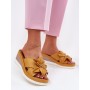 Clacquettes model 212705 Step in style