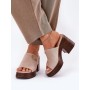 Clacquettes model 213038 Step in style