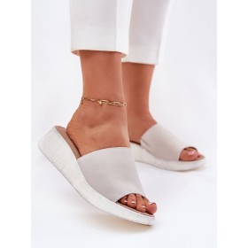 Clacquettes model 213043 Step in style